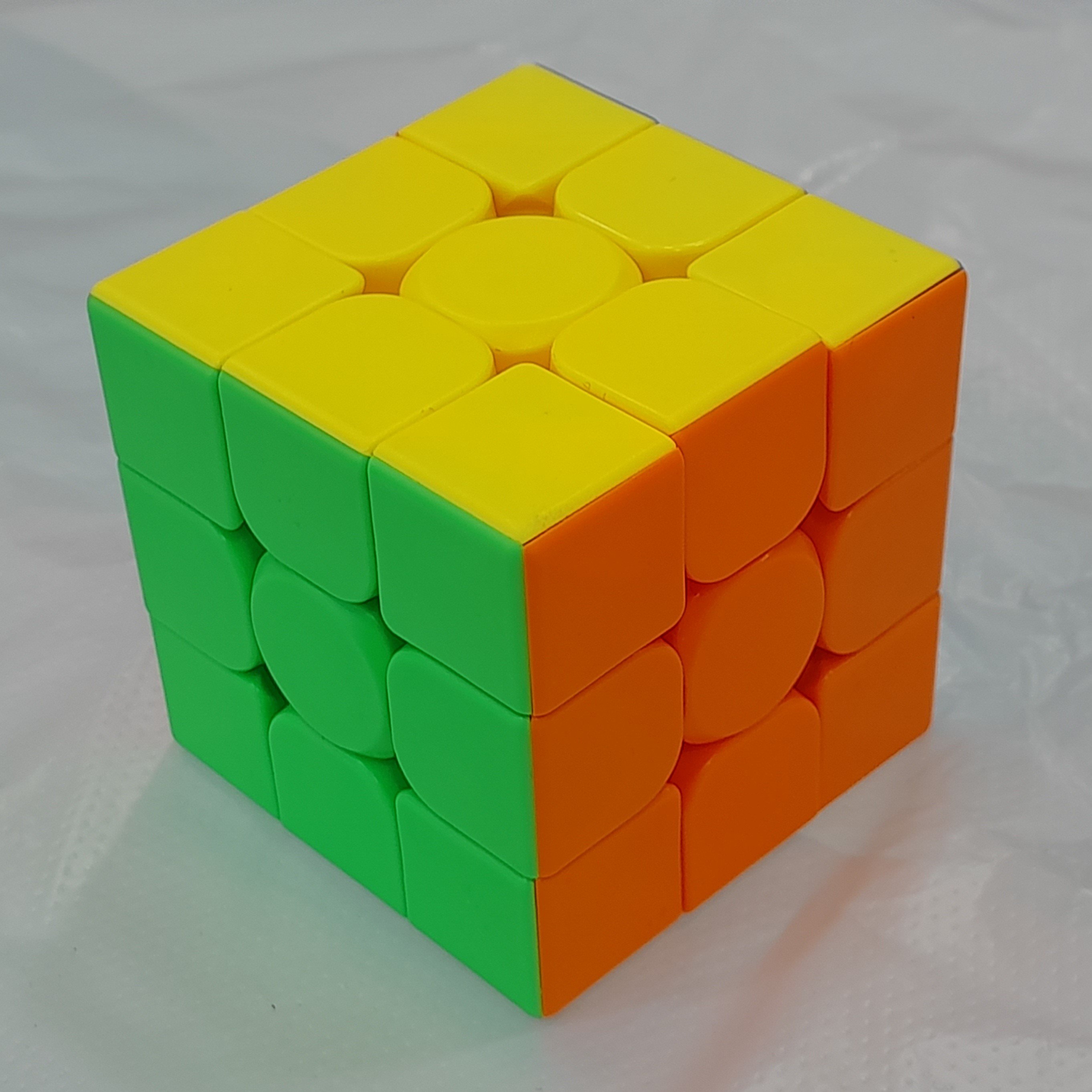 روبیک 3در3مویوخودرنگ بازی فکری moyu رنگ ثابت اسباببازی