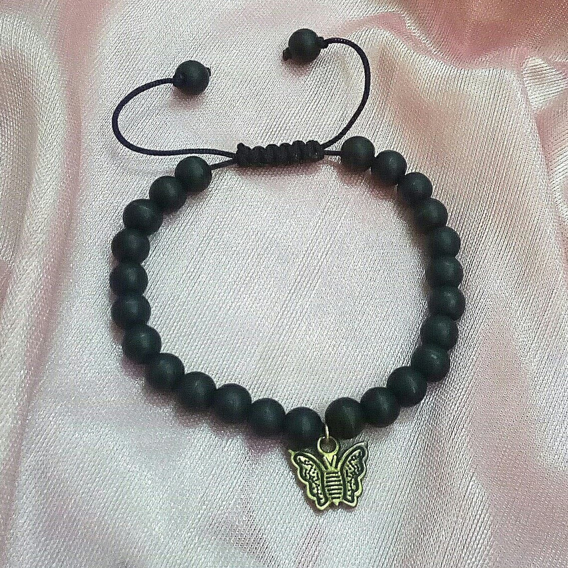 دستبند مهره‌ای