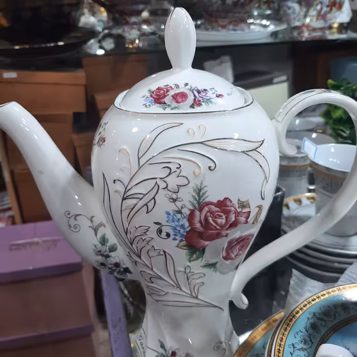 سرویس چایخوری 15پارچه گل رز وارداتی اتمام موجودی