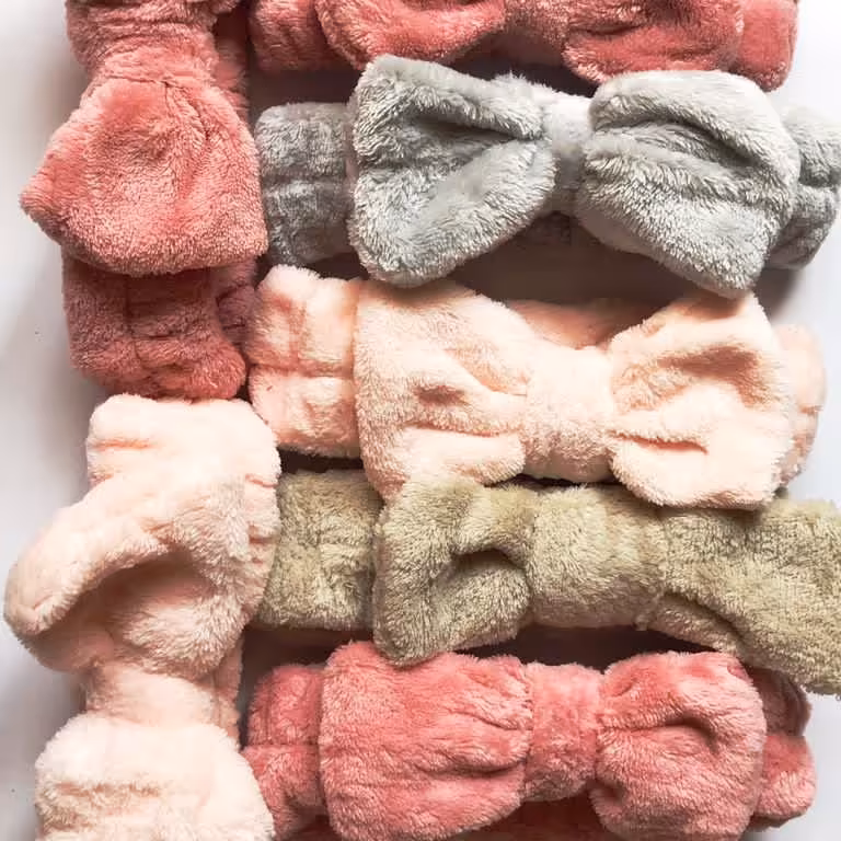 هدبند حوله ای