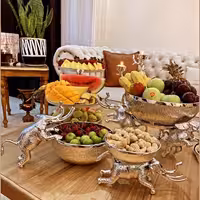 سرویس پذیرایی فیلی