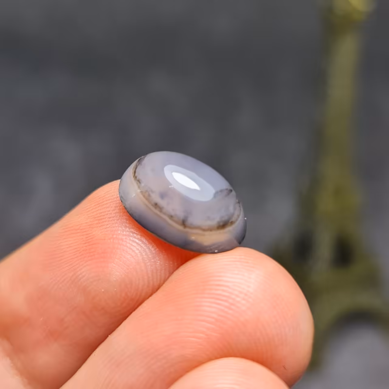  نگین سنگ فوق العاده زیبای عقیق سه پوست صد درصد طبیعی اصل آفریقایی
کد  27911