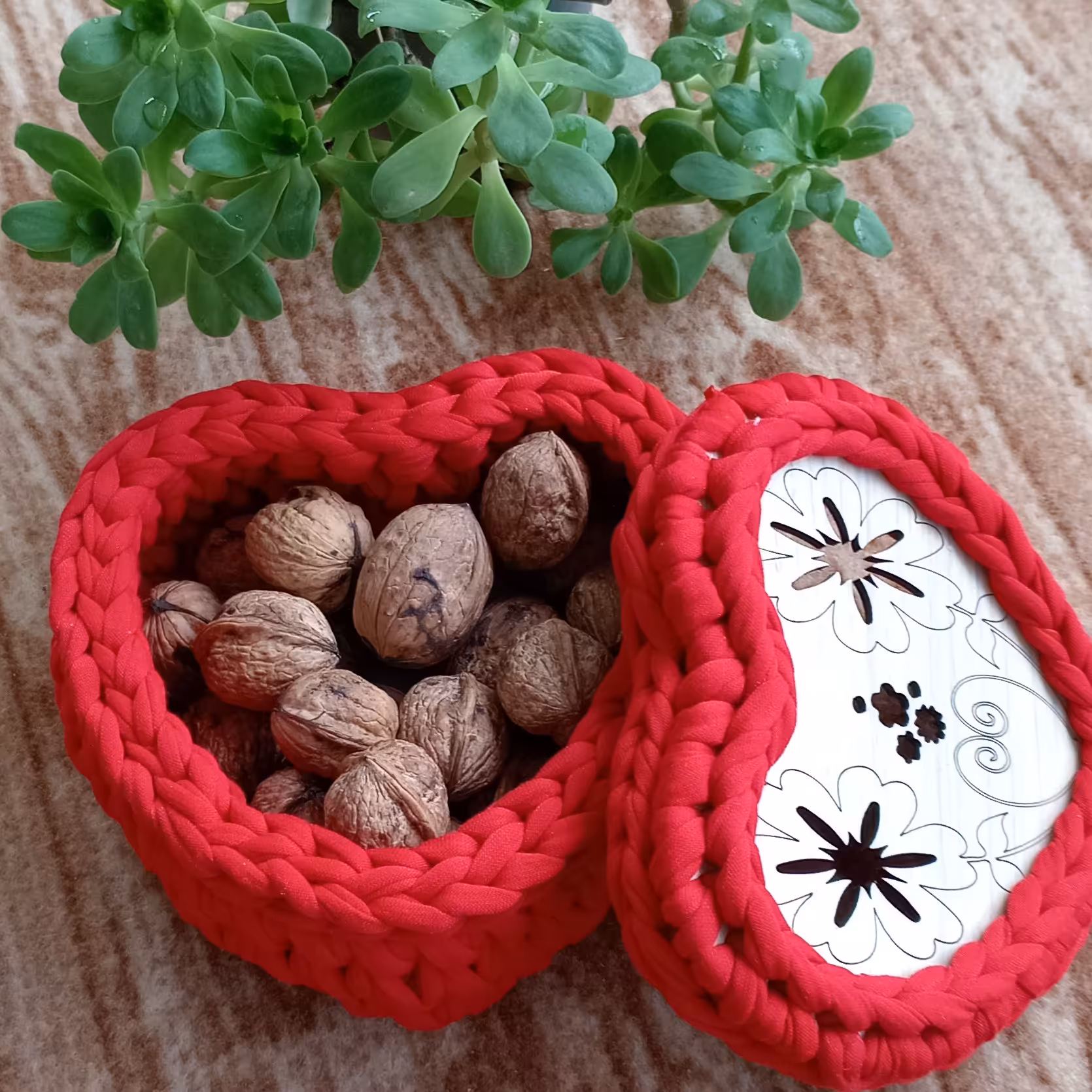 باکس تریکویی قلبی مناسب برای جاشکلاتی و سوزن وقرقره و...