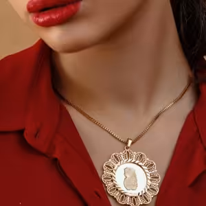 گردنبند طرح رخ