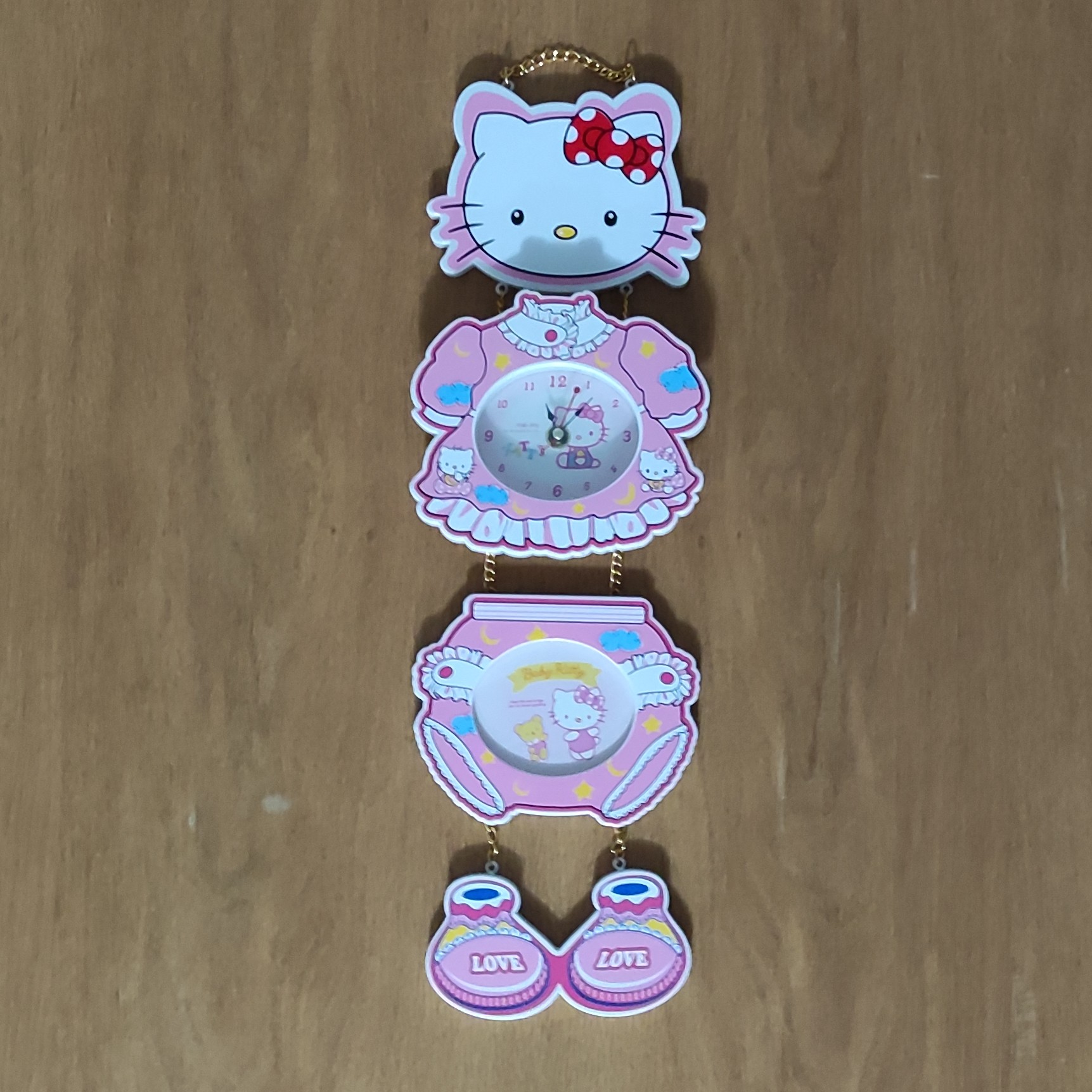 ساعت دیواری فانتزی طرح کیتی اتاق کودک، ساعت دیواری اتاق بچه، ساعت دیواری اتاق نوزاد سایز بزرگ با ارتفاع 60 سانت