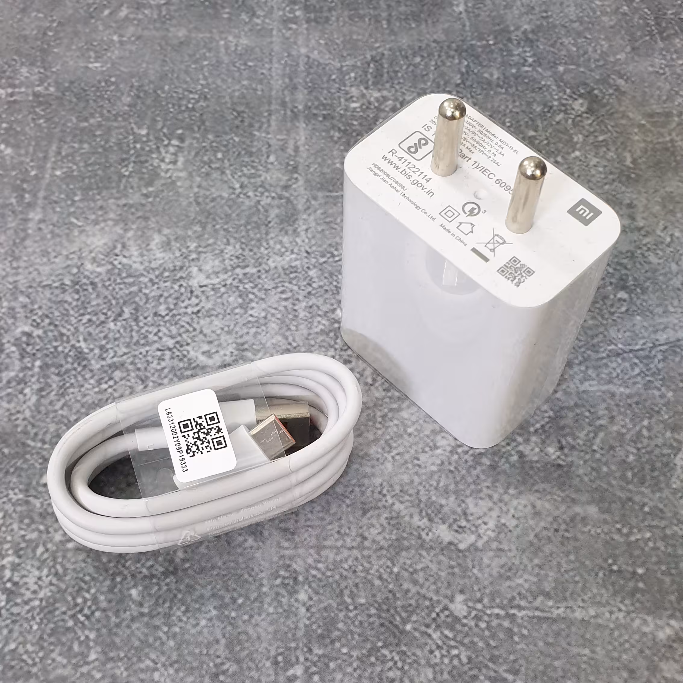 شارژر اورجینال سرکارتنی شیاومی  33 وات