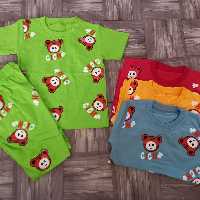 بلوزوشورت اسپرت خرسی دارای رنگبندی سایزبندی 35 خیلی شیک وگوگولی