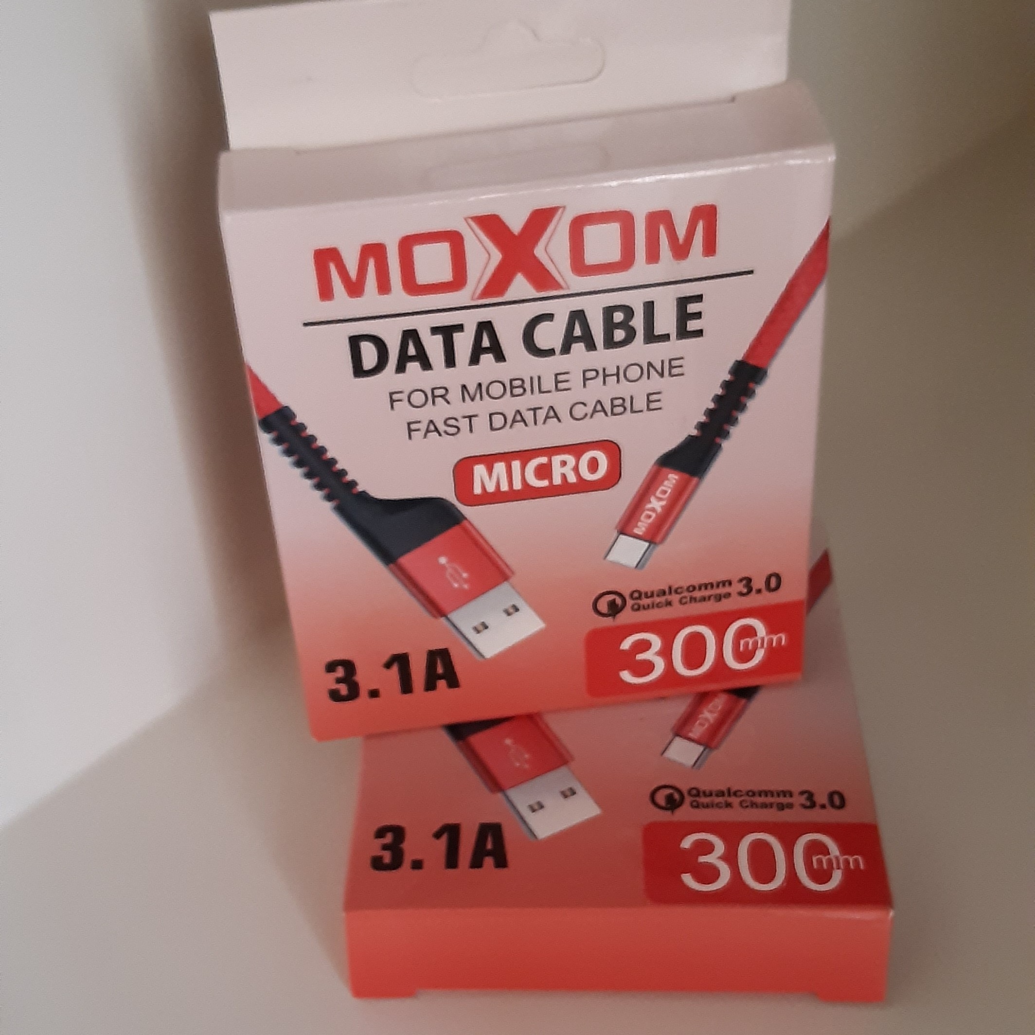 کابل میکرو پاور بانک moxom