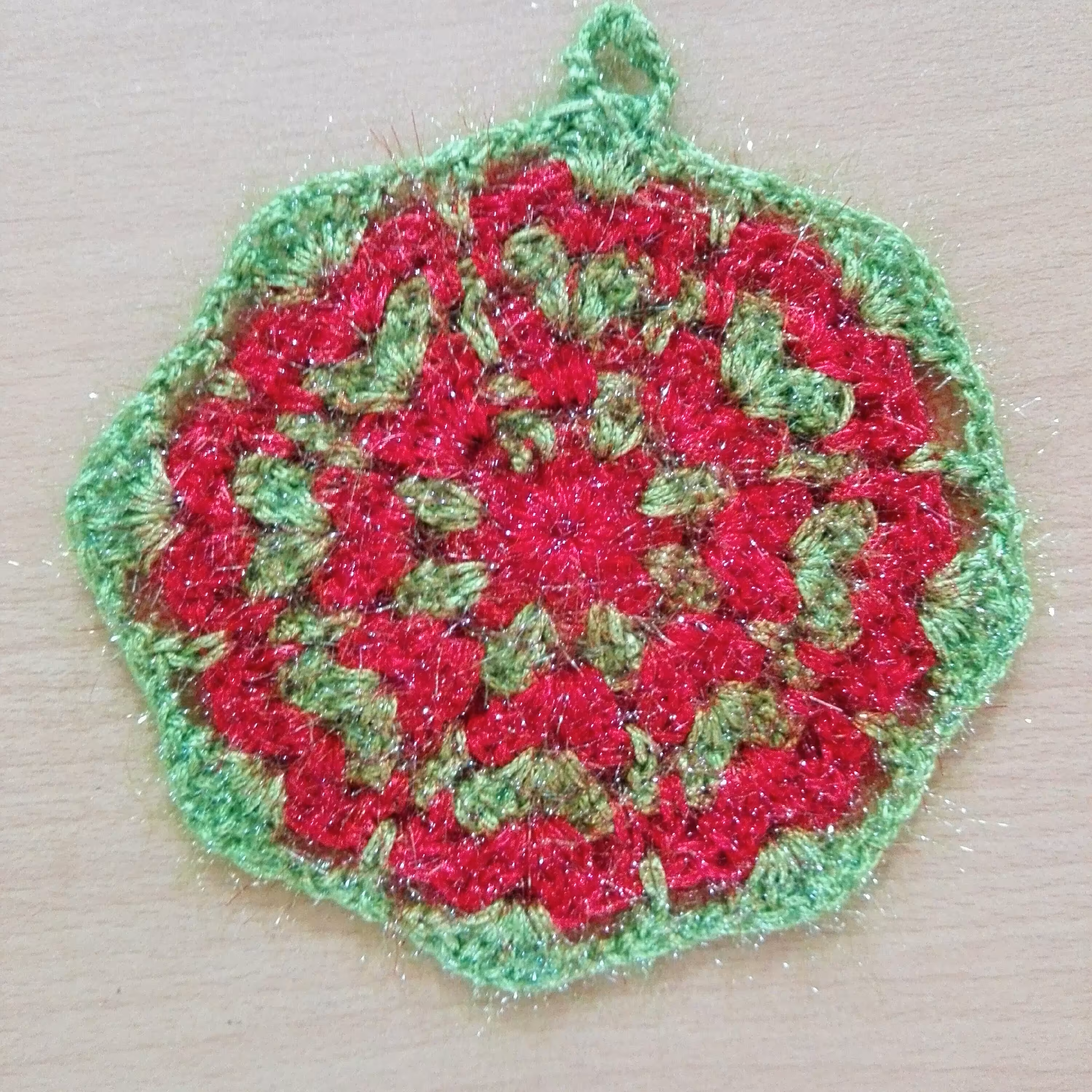 اسکاچ و آویز تزیینی