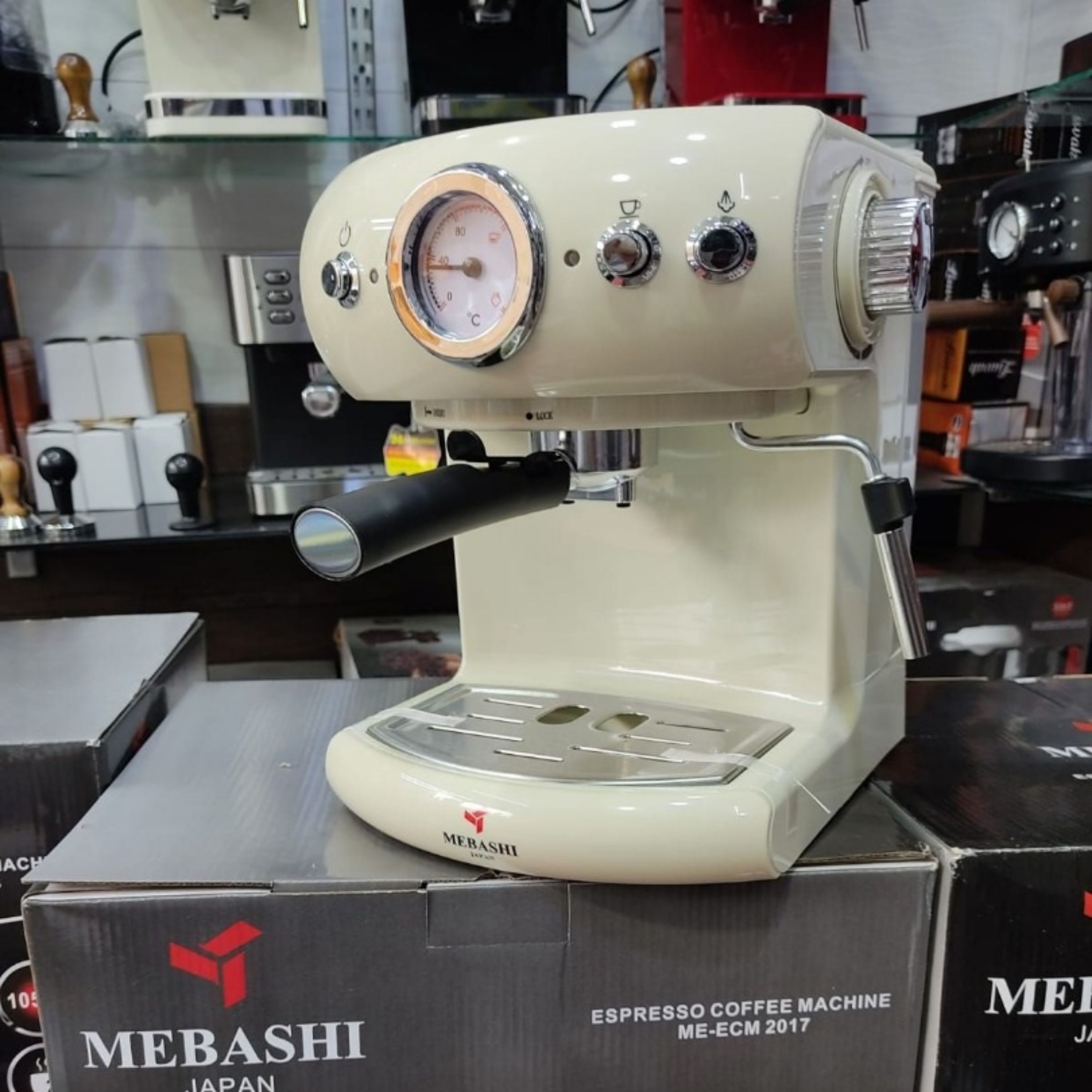 اسپرسوساز مباشی مدل 2017 ME-ECM سفید