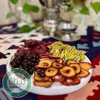 مخلوط دوست داشتنی میوه خشک ترش نیکان (250 گرمی)