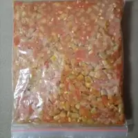 لوبیا سبز با پوره ی  گوجه تازه و کاملآ بهداشتی  در بسته بندی یک کیلویی