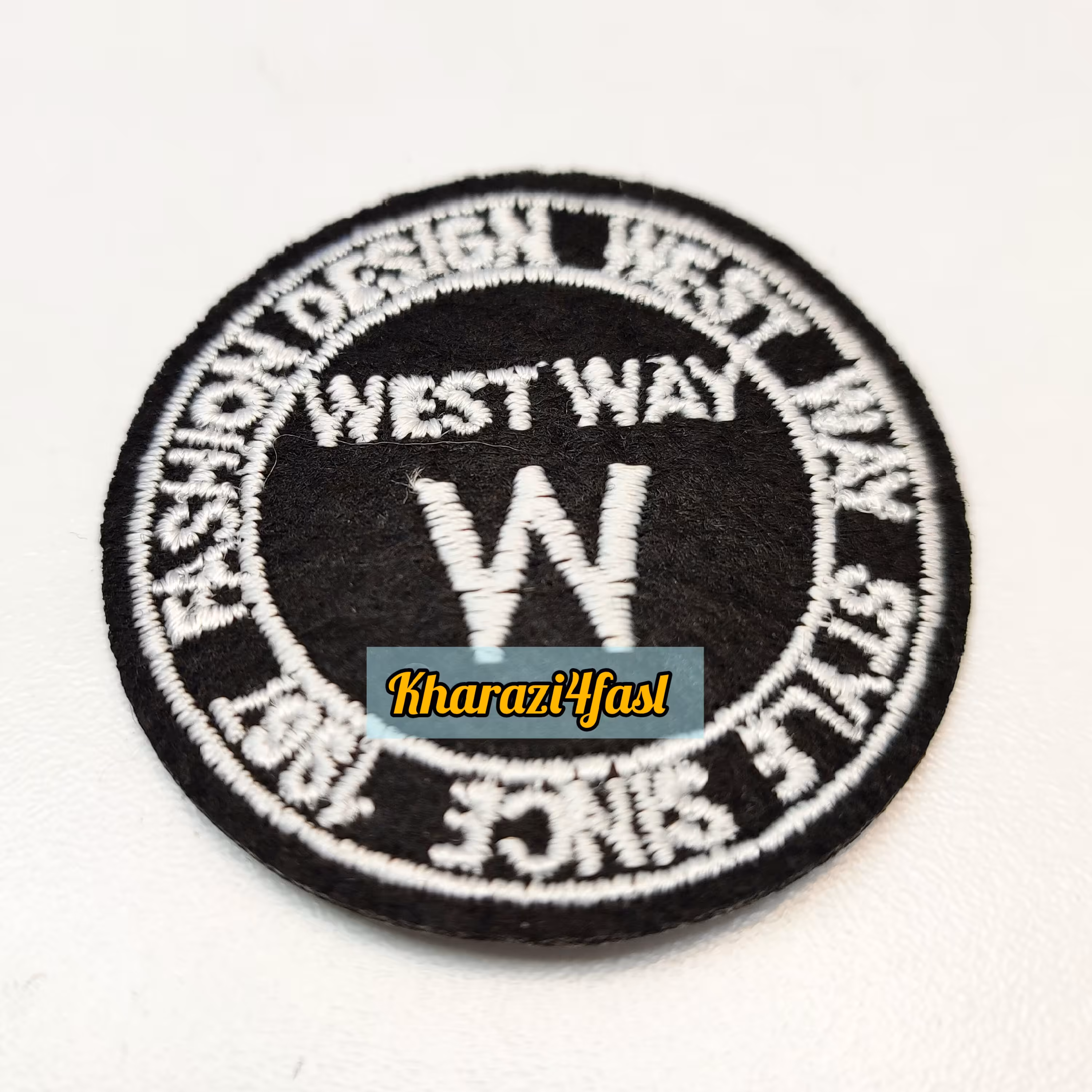 تکه دوزی طرح اسپرت  کد 532 پشت چسب دار