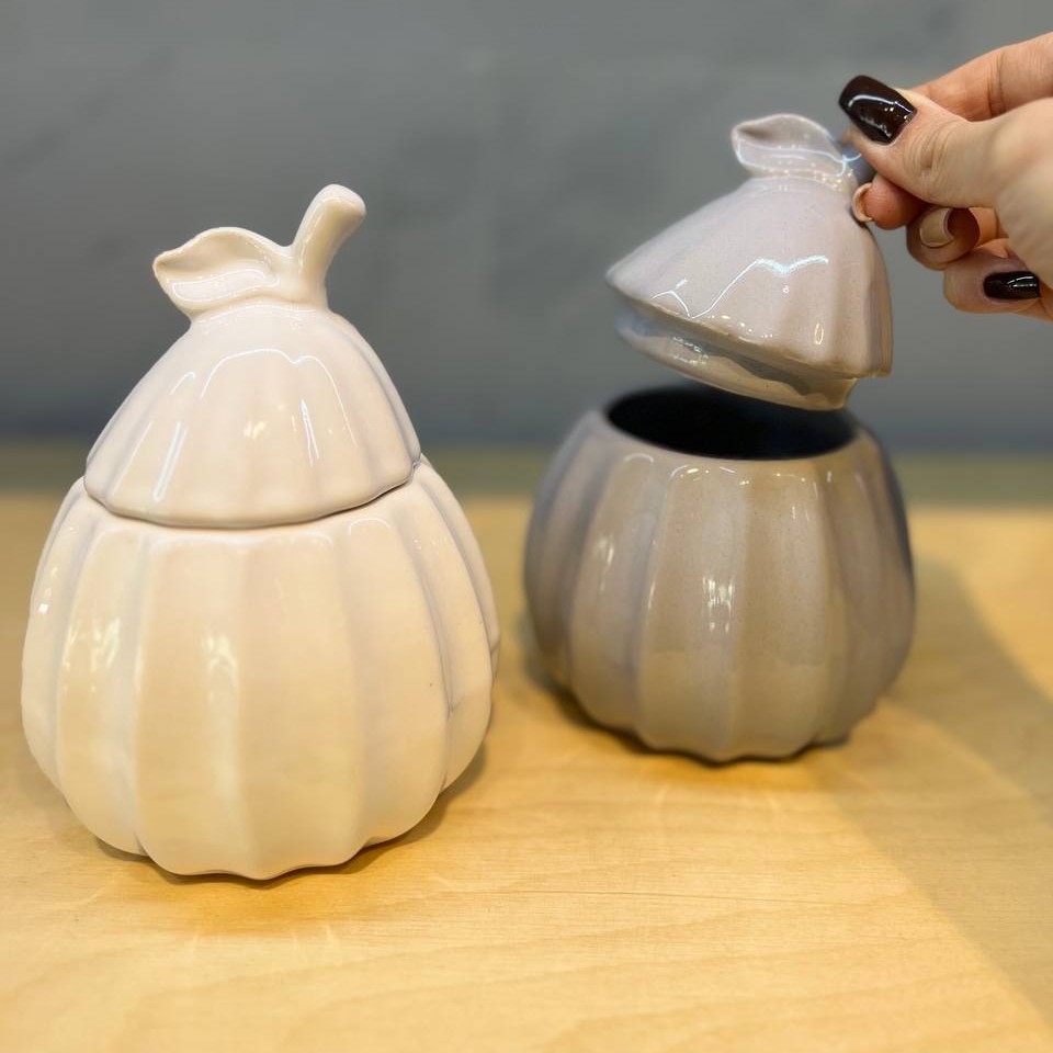 شکلات خوری گلابی
