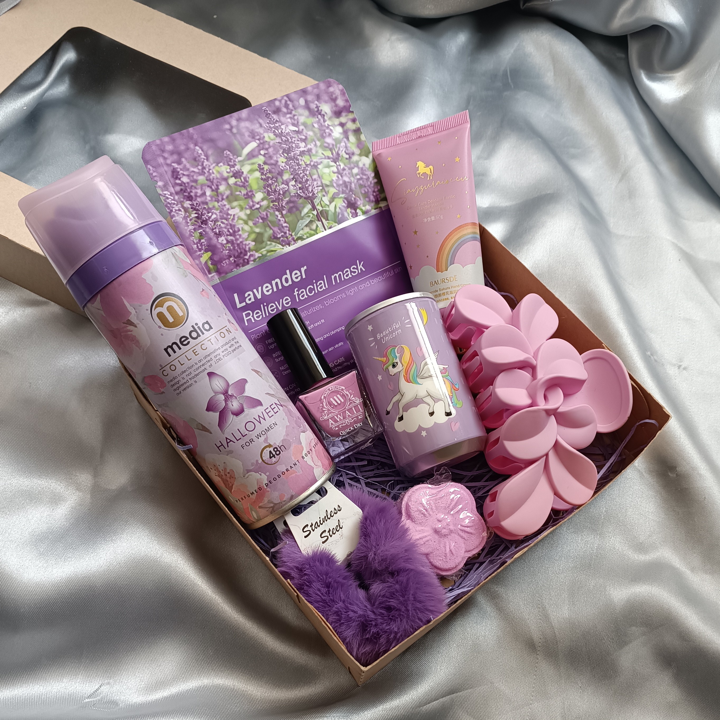 باکس هدیه ارایشی ومراقبتی پوست