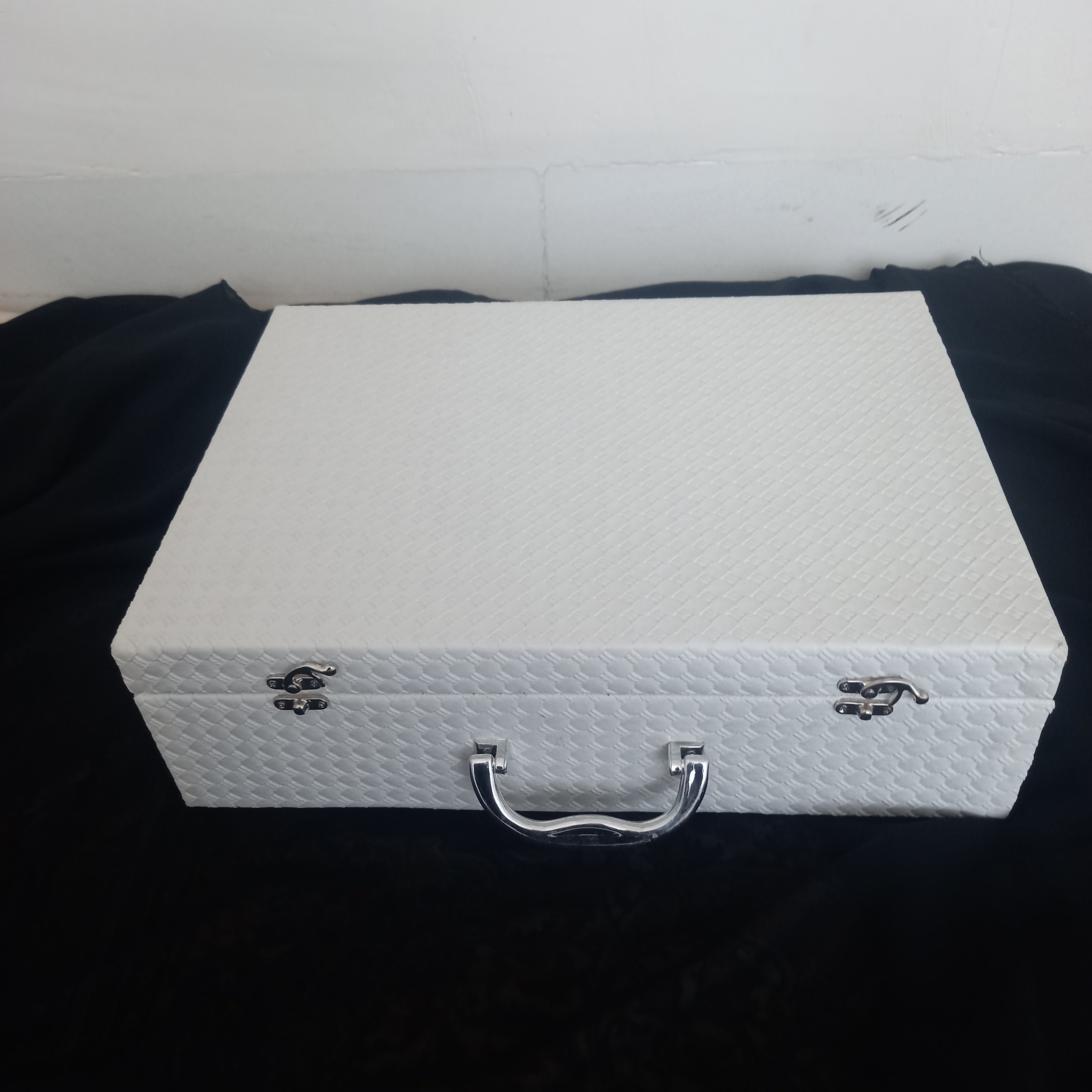 چمدان قاشق چنگال