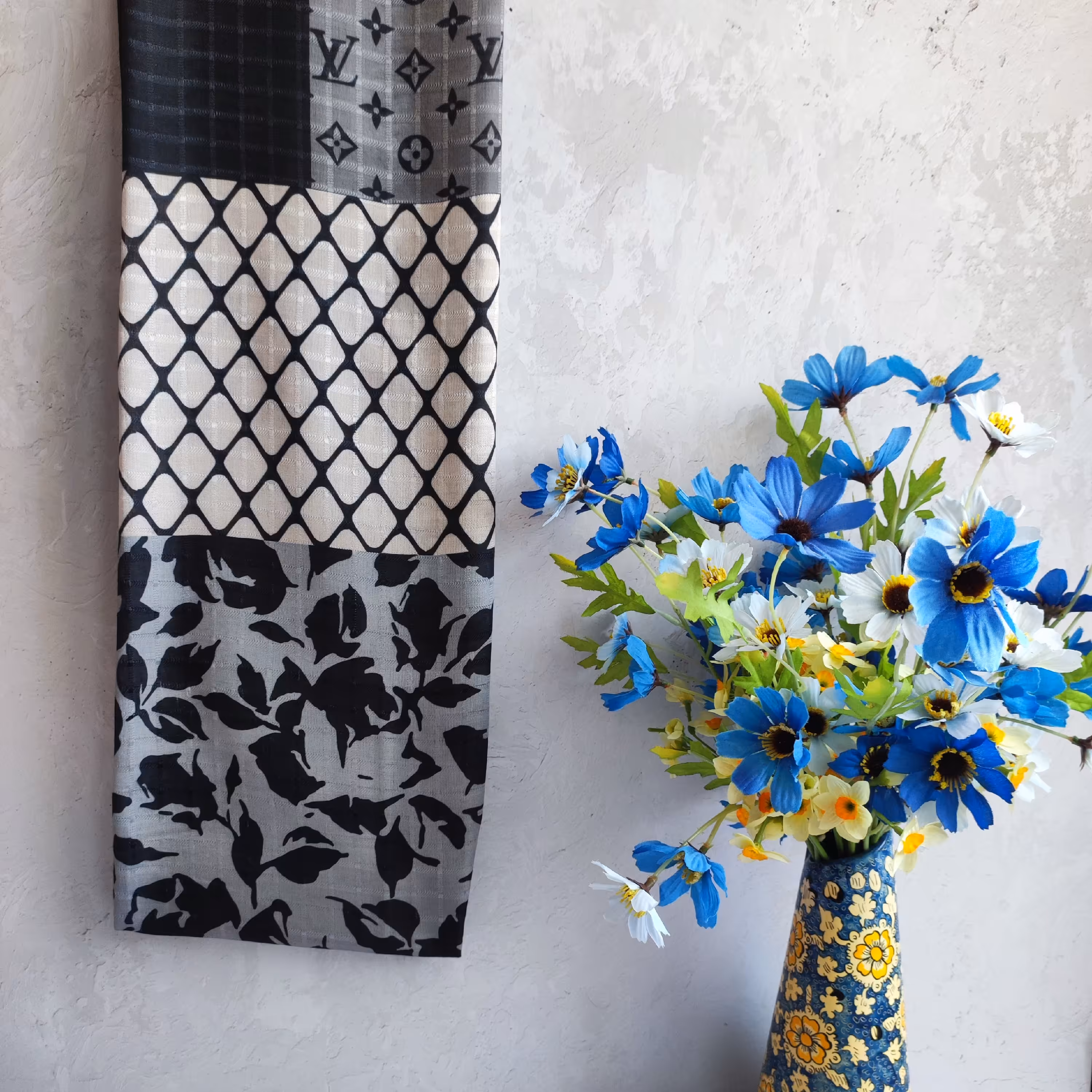 شال طوسی مشکی طرح ال وی