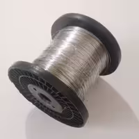 سیم مفتول گالوانیزه قاب کندو  مخصوص موم دوزی  7دهم میلیمتر  2کیلو و700 گرم 