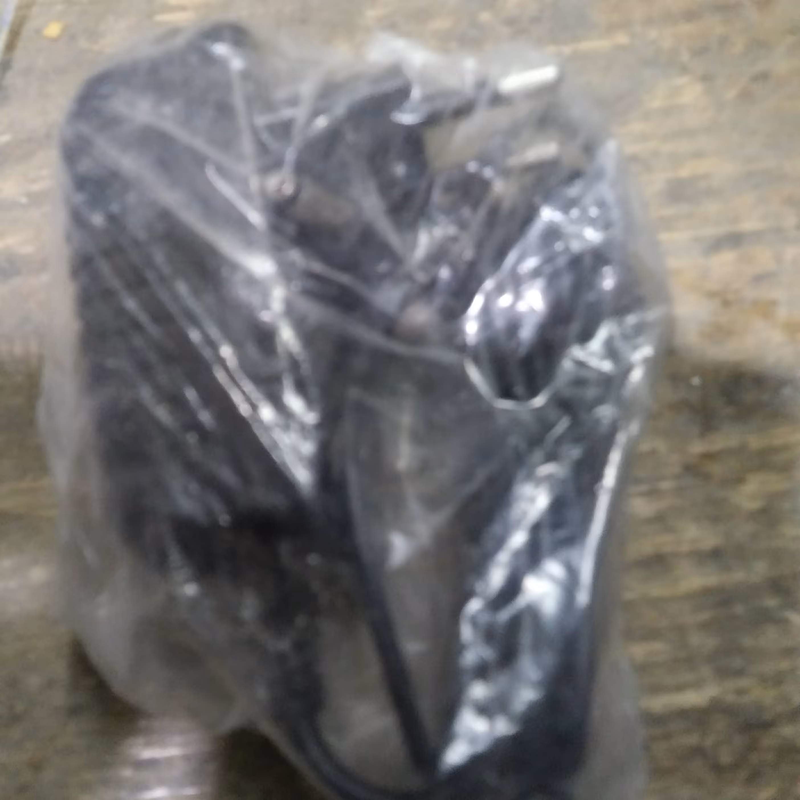 ادابتور 5ولت درجه یک