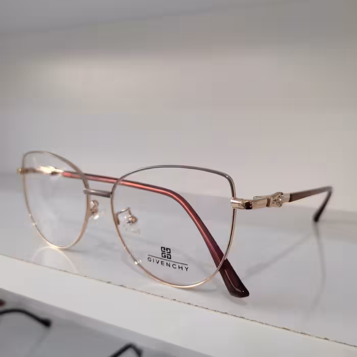 عینک طبی فلزی 
رنگبندی 
کیفیت عالی 