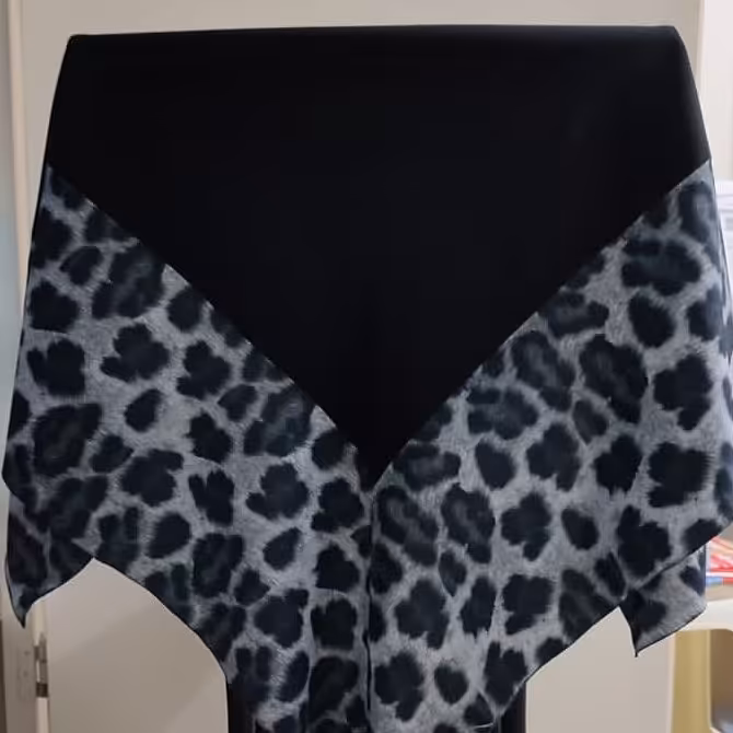 روسری مشکی پلنگی 