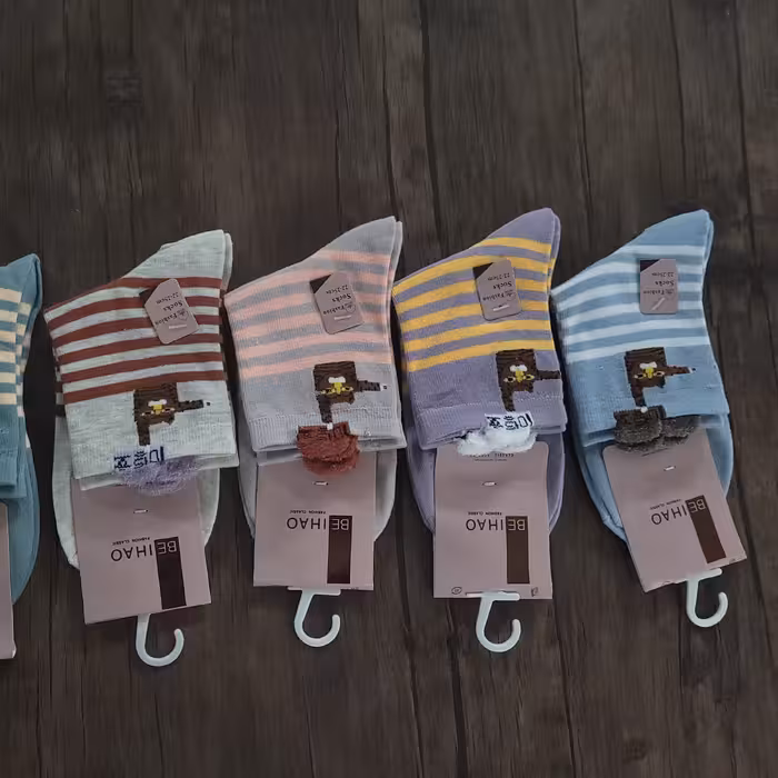 جوراب ساقدار اسپرت فری سایز مناسب سایز 35 تا 40 جنس عالی