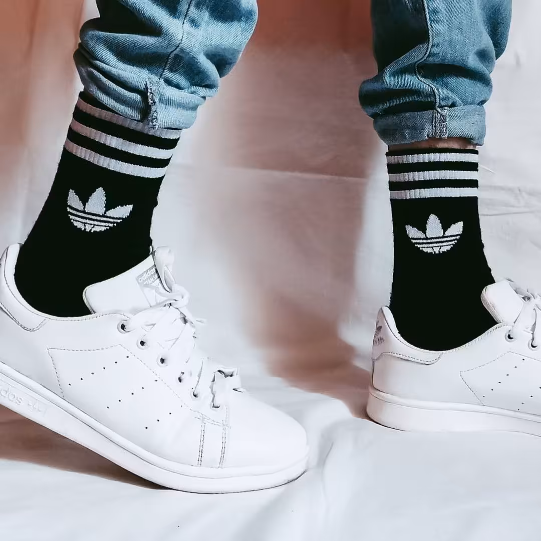 جوراب آدیداس سه خط ساقدار زمینه مشکی اسپرت نخ پنبه