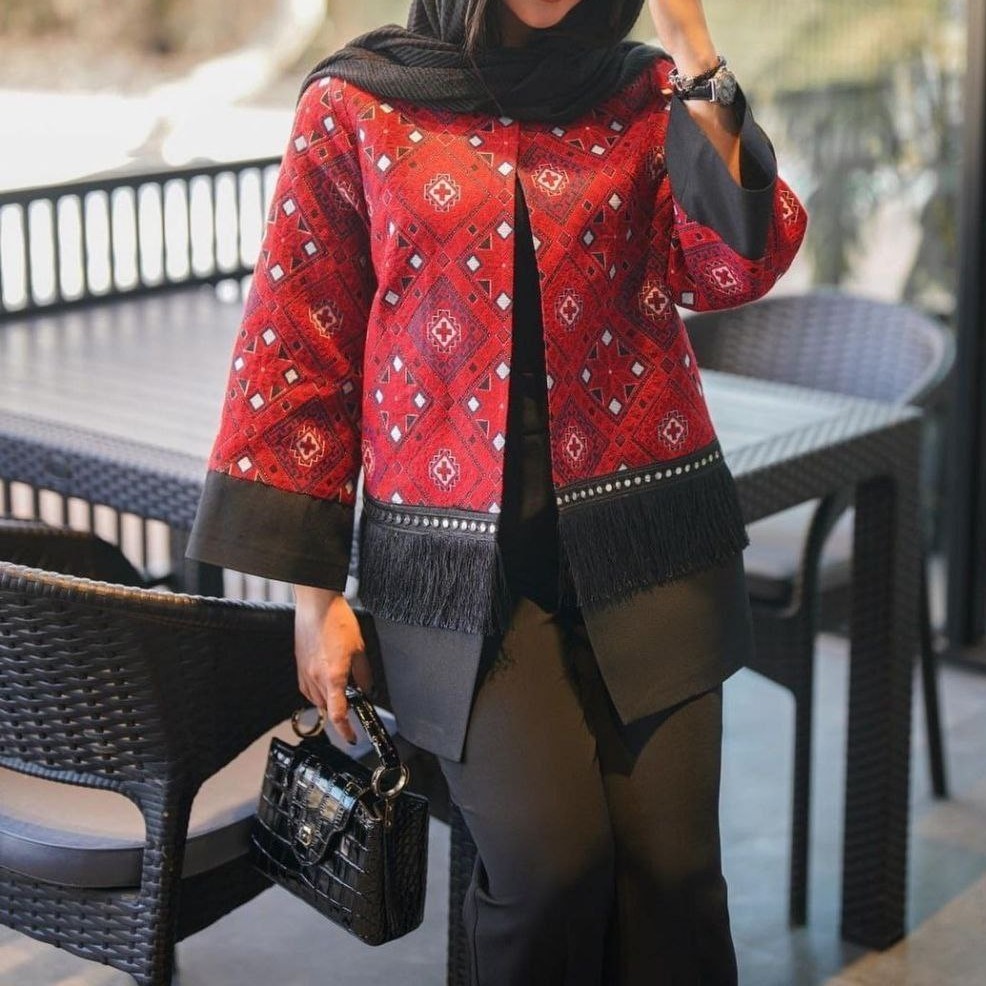 مانتو و شلوار زنانه جنس کرپ پرشیا مدل آمتیس با ارسال رایگان
