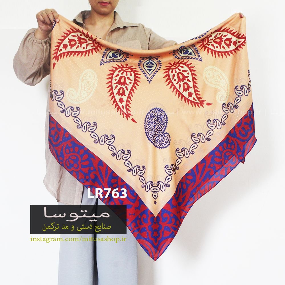 روسری نخی سنتی کرم
