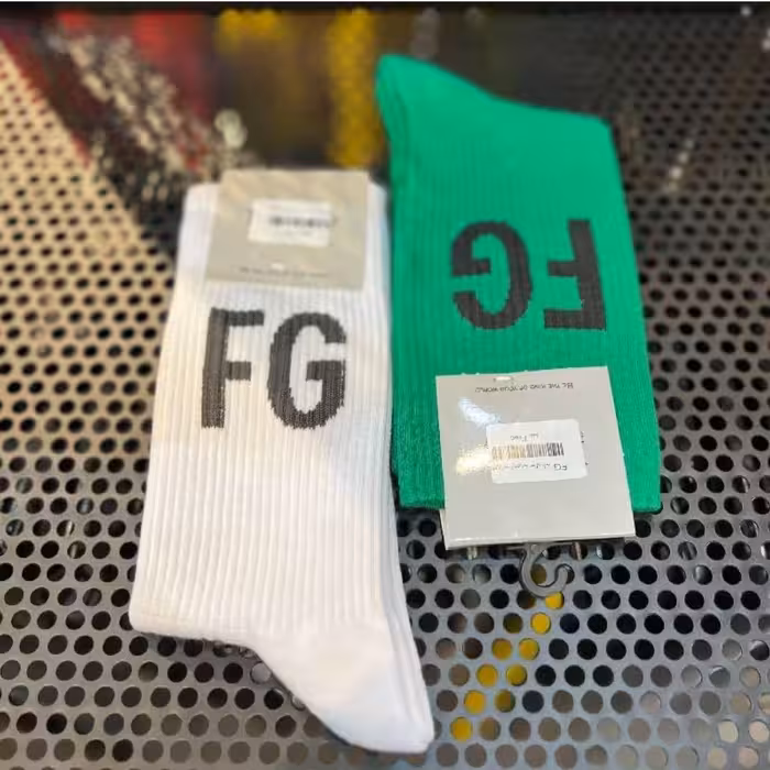 جوراب ساق بلند FG  بهترین برند موجود درایران کاراکواسپرت