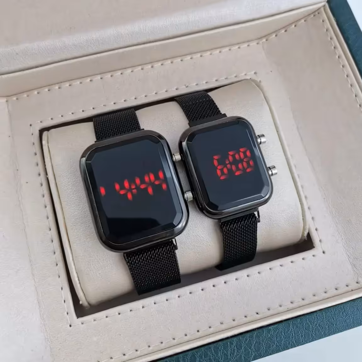 ساعت مچی ال ای دی کیفیت قوی 