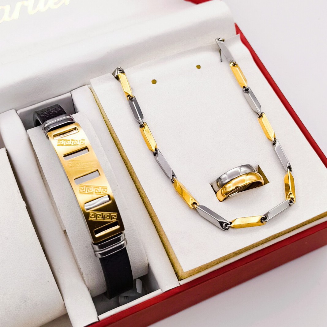 گردنبند و دستبند حلقه