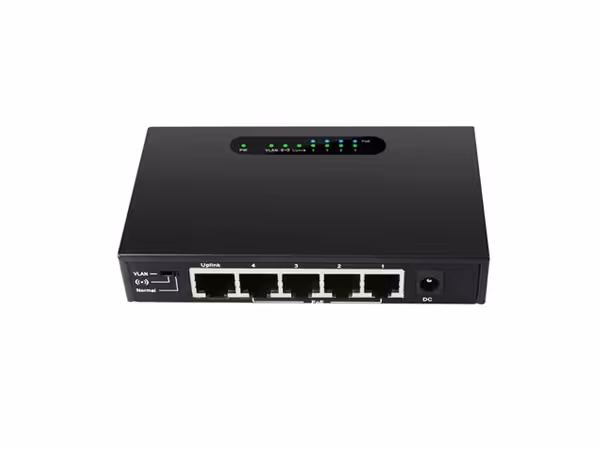 سوییچ 5 پورت POE مارلیک تک مدل TXE104