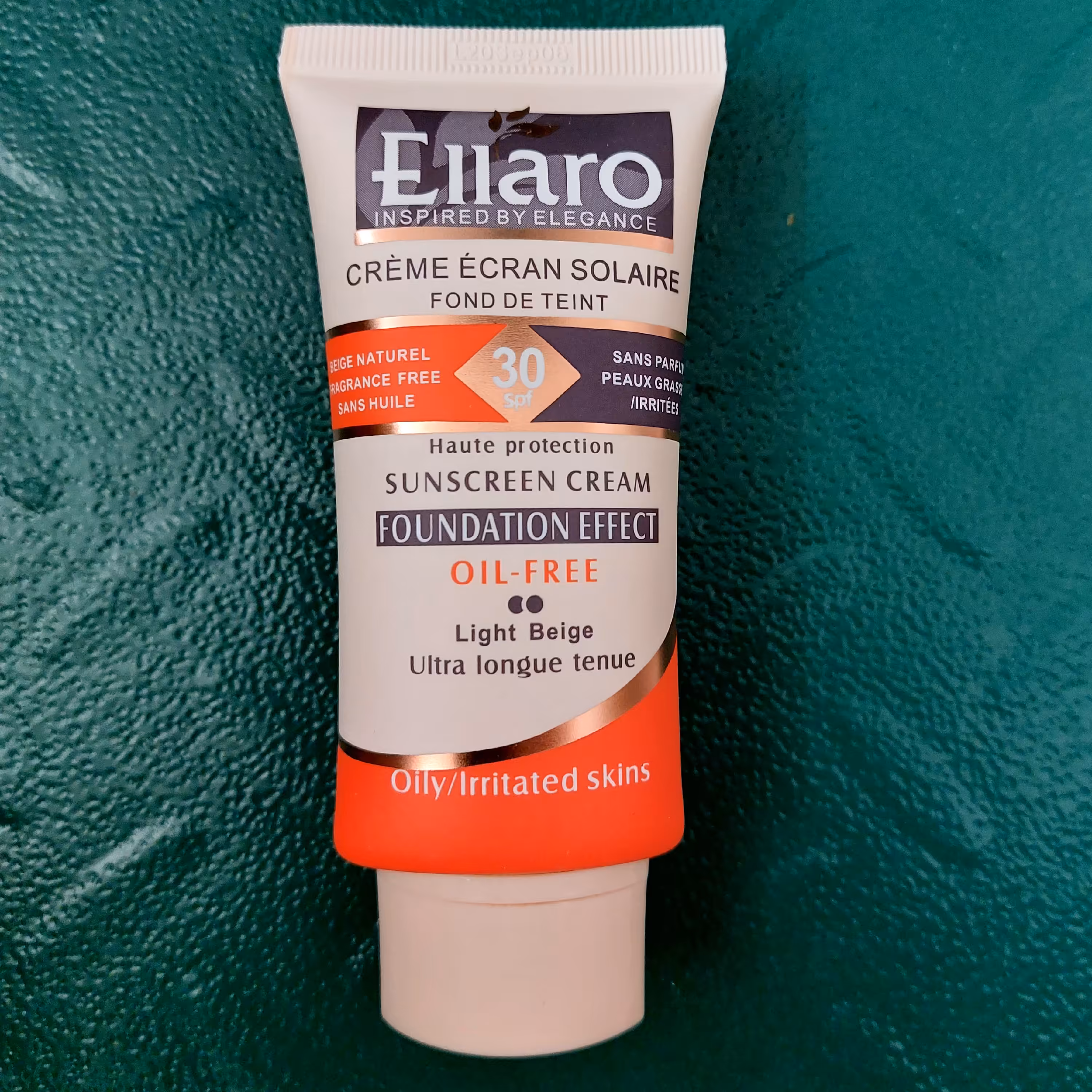 ضد آفتاب فوق العاده الارو رنگی spf30