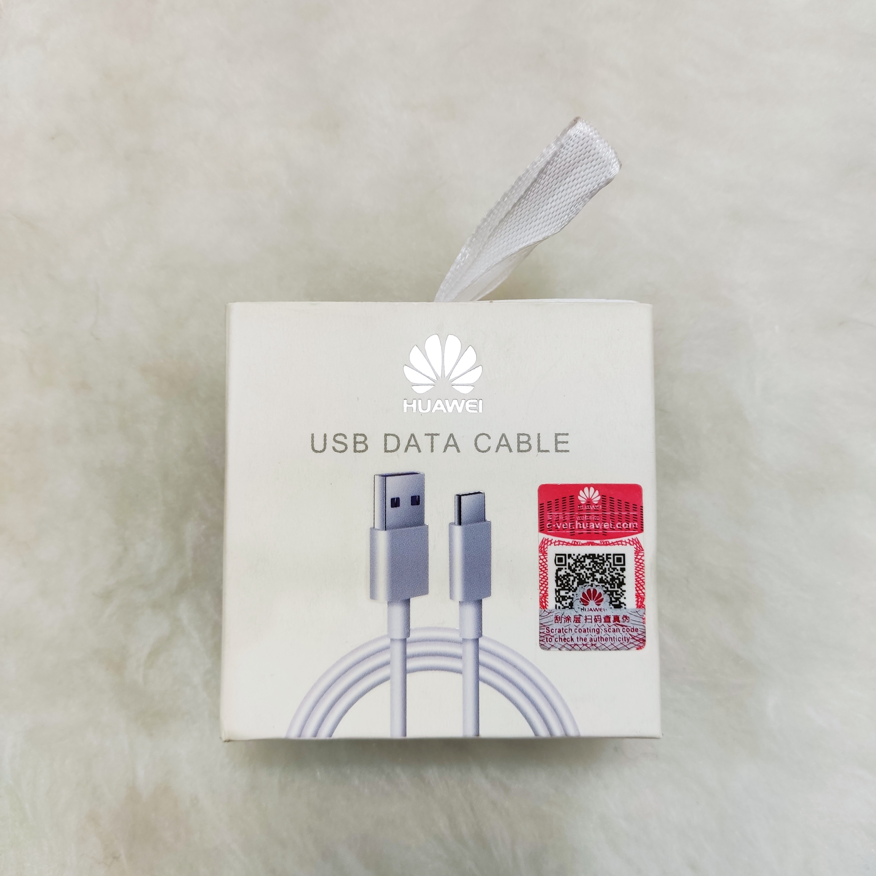 کابل شارژ میکرو یک متری HUAWEI رنگ سفید