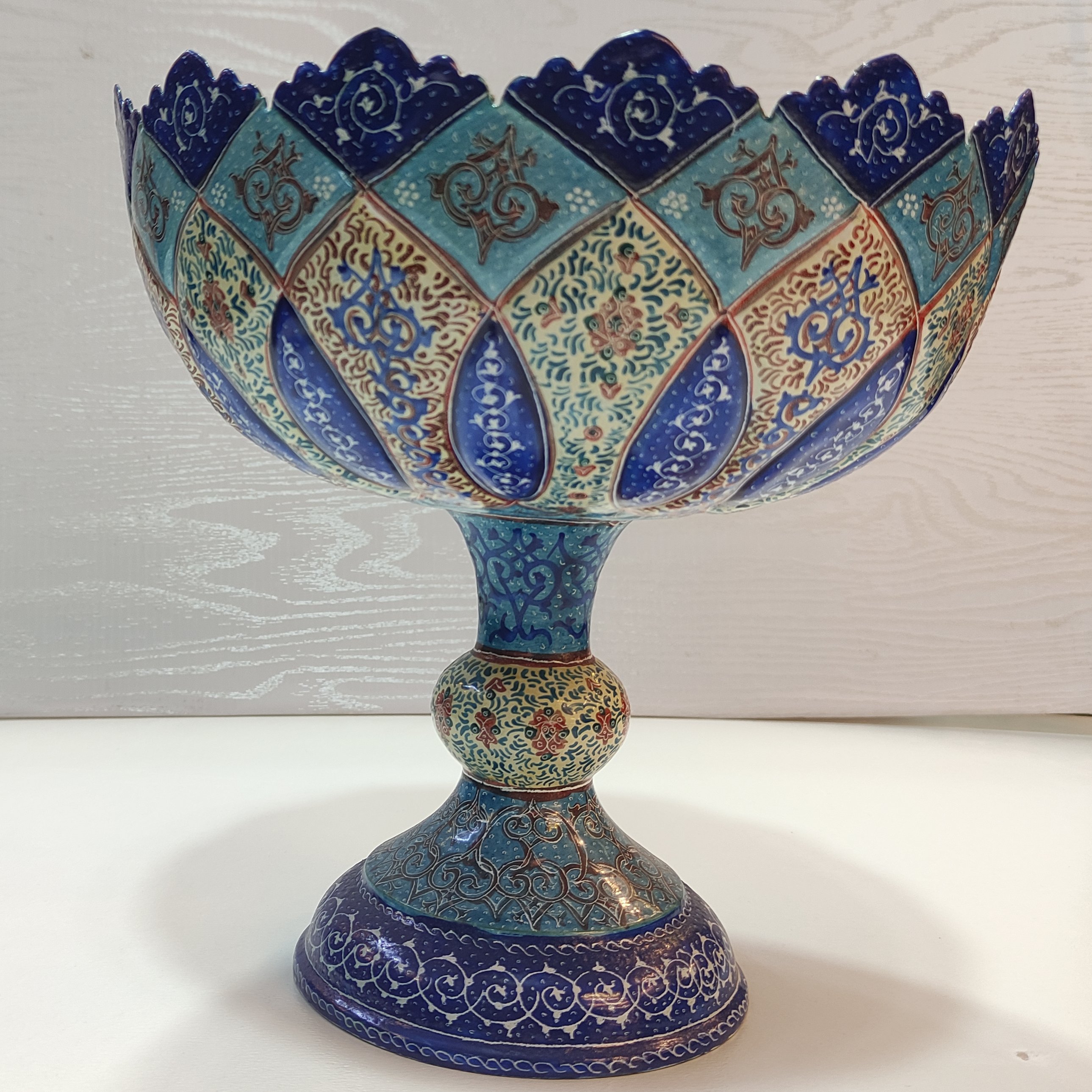 اجیل خوری پایه دار