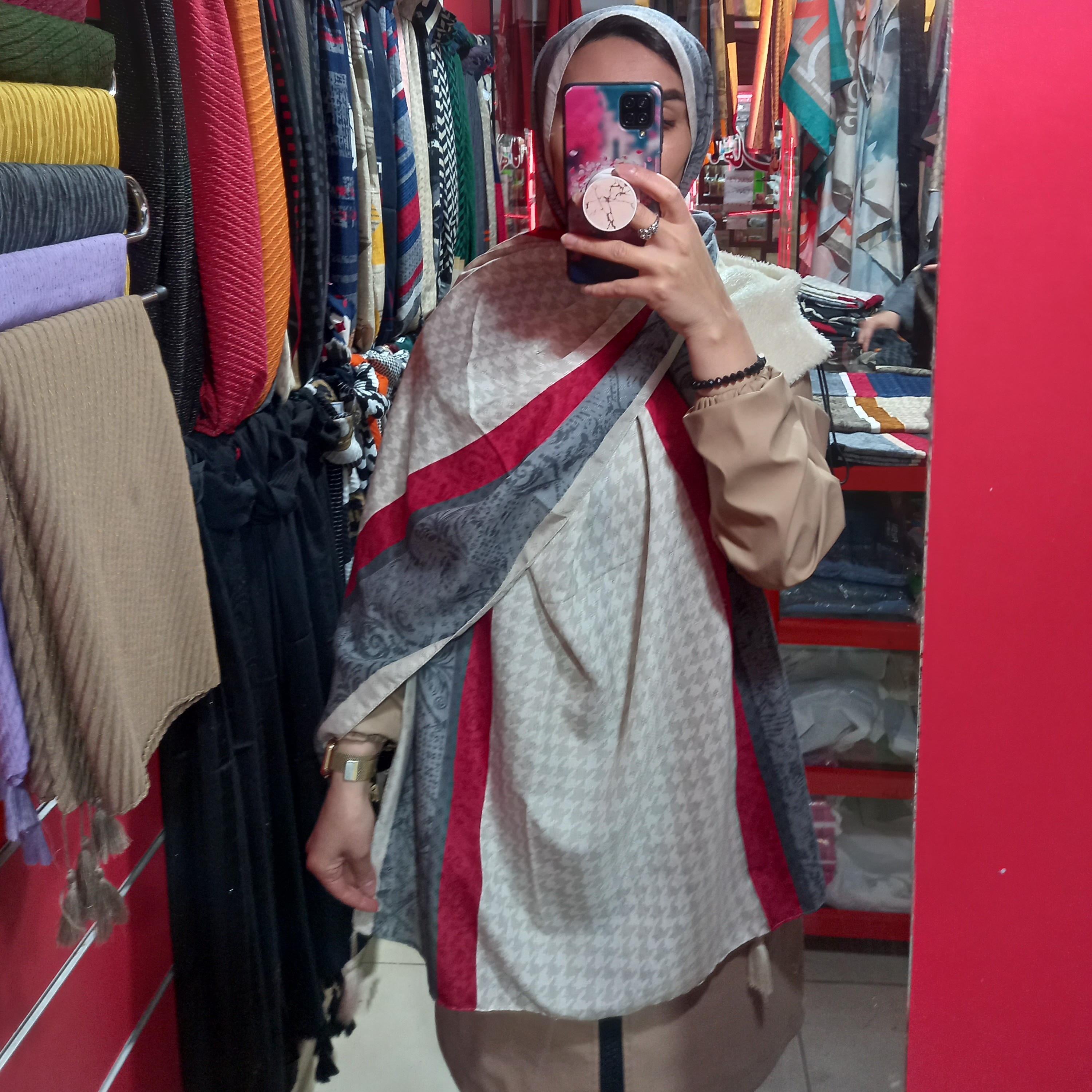 شال نخی حاشیه رنگ بندی 