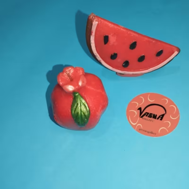 شمع مدل قاچ هندوانه و انار  یلدایی رنگ قرمز 