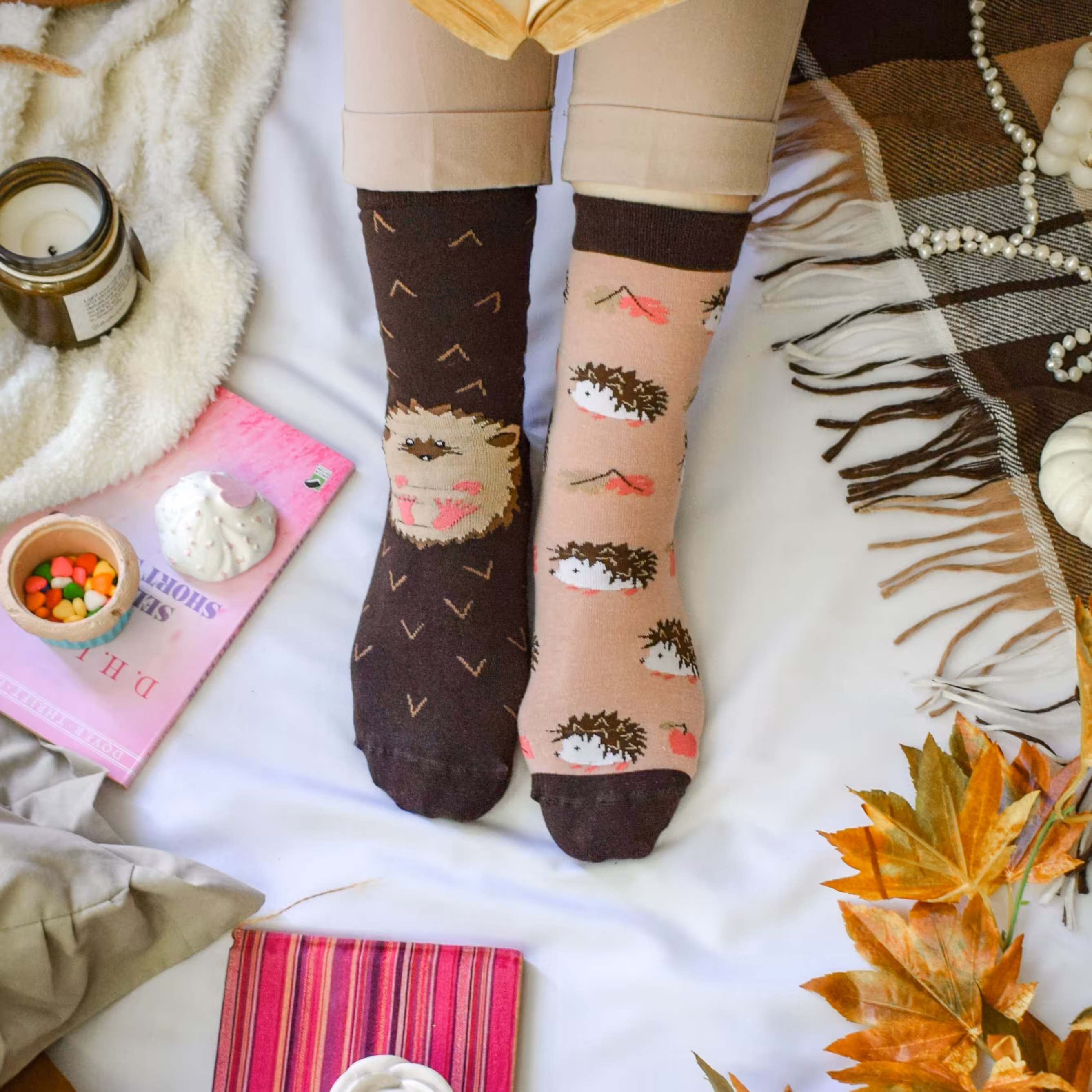 جوراب نیم ساق مدل جوجه تیغی خاکی لنگه به لنگه