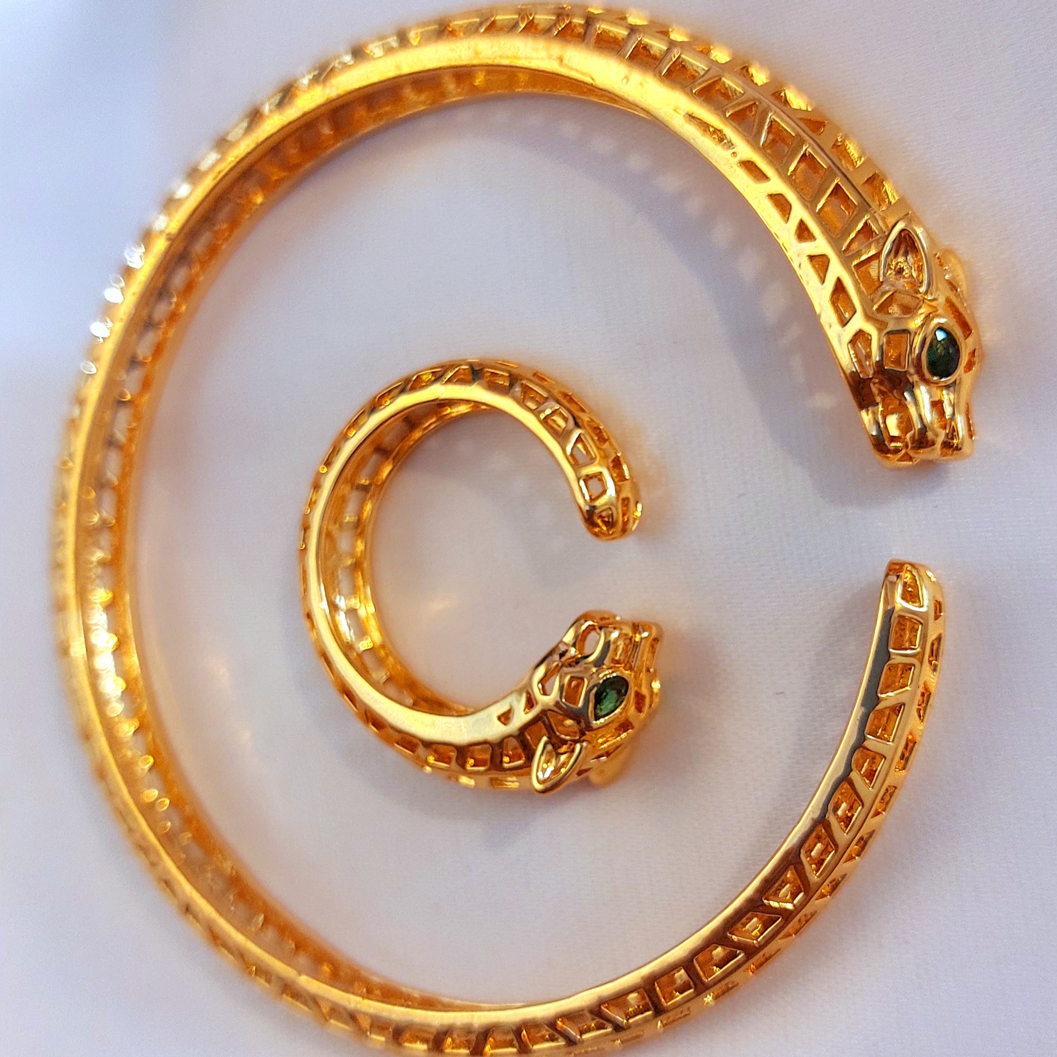 ست انگشتر و دستبند مدل ماری مارک ZJ