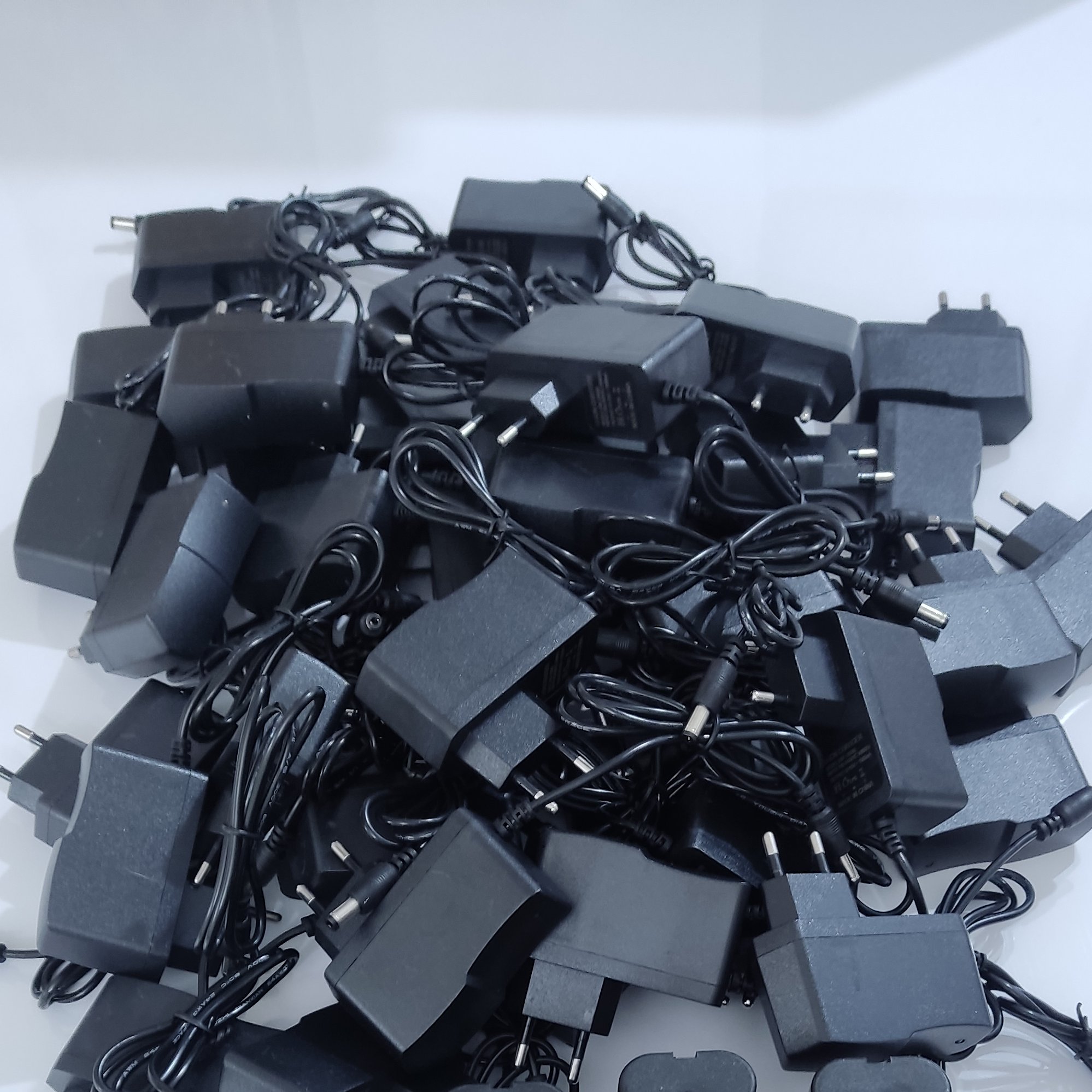 شارژر سوکتی باتری 