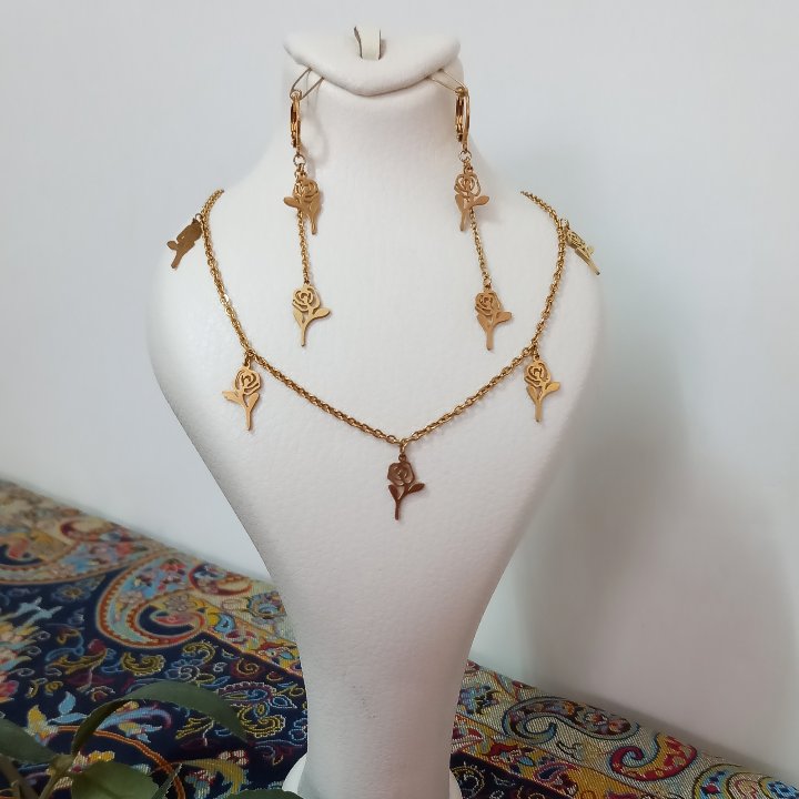 ست گردنبند و گوشواره استیل