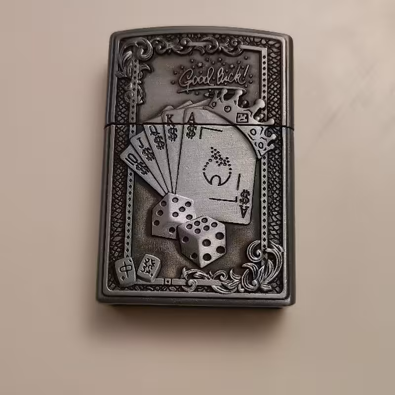 فندک گازی  سنگ چخماقی طرح بازی  بسیار زیبا  مناسب هدیه و کلکسیون 