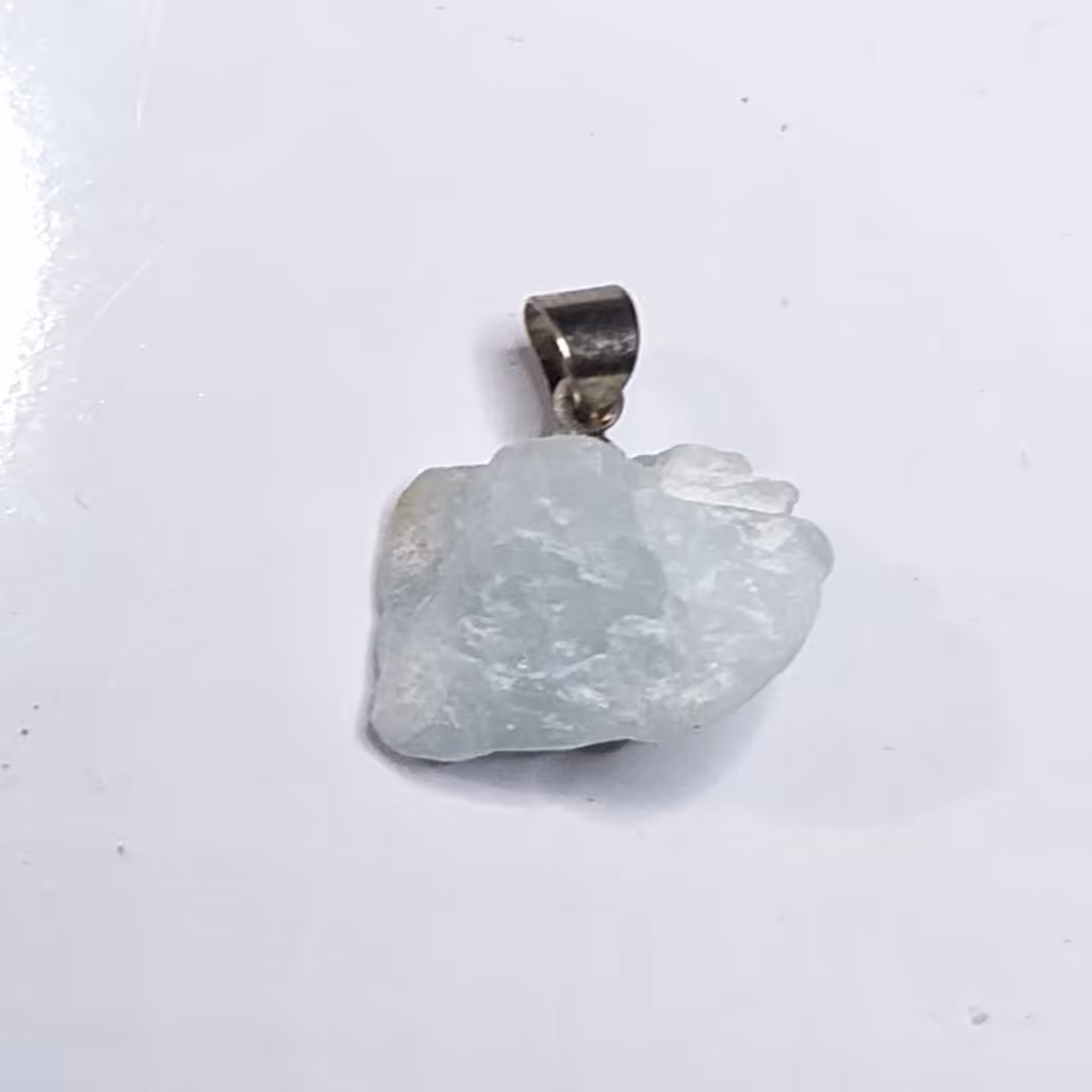 آویز راف آکوامارین معدنی و اصل.پر خاصیت،سایز کوچک،(3گرم)،(کدA31)