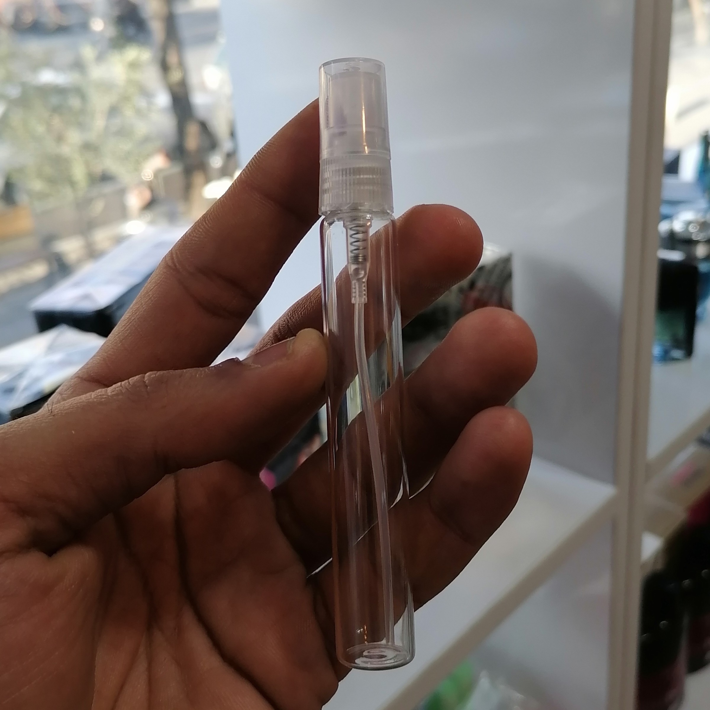 عطر چای 10میل خالص بویی معتدل و روح نواز