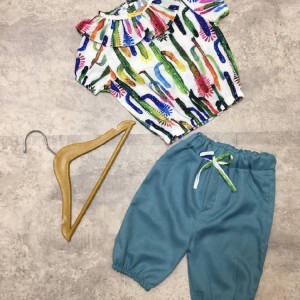 بلوز و شلوارک چاپی یقه دار