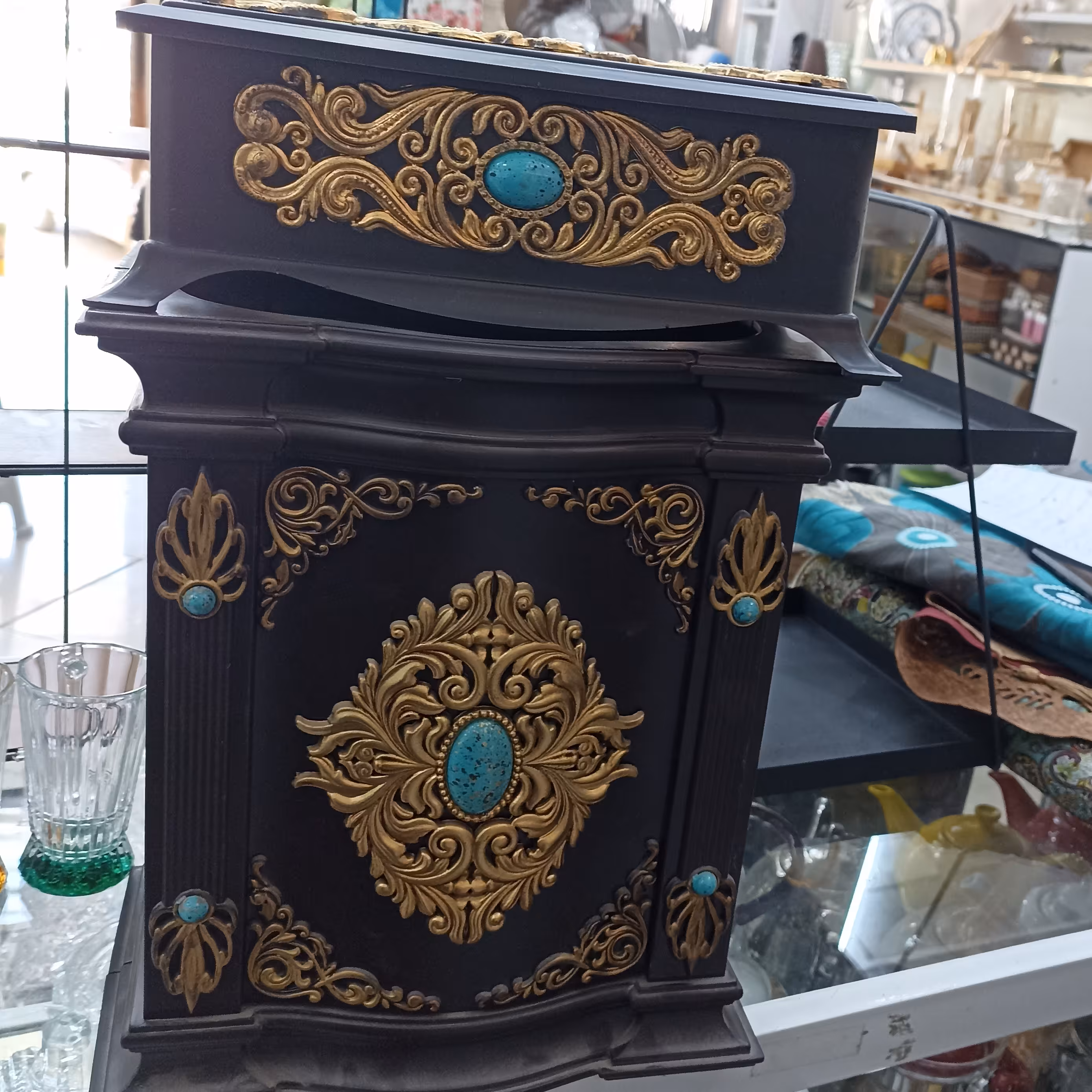 سطل و دستمال نگین فیروزه ای