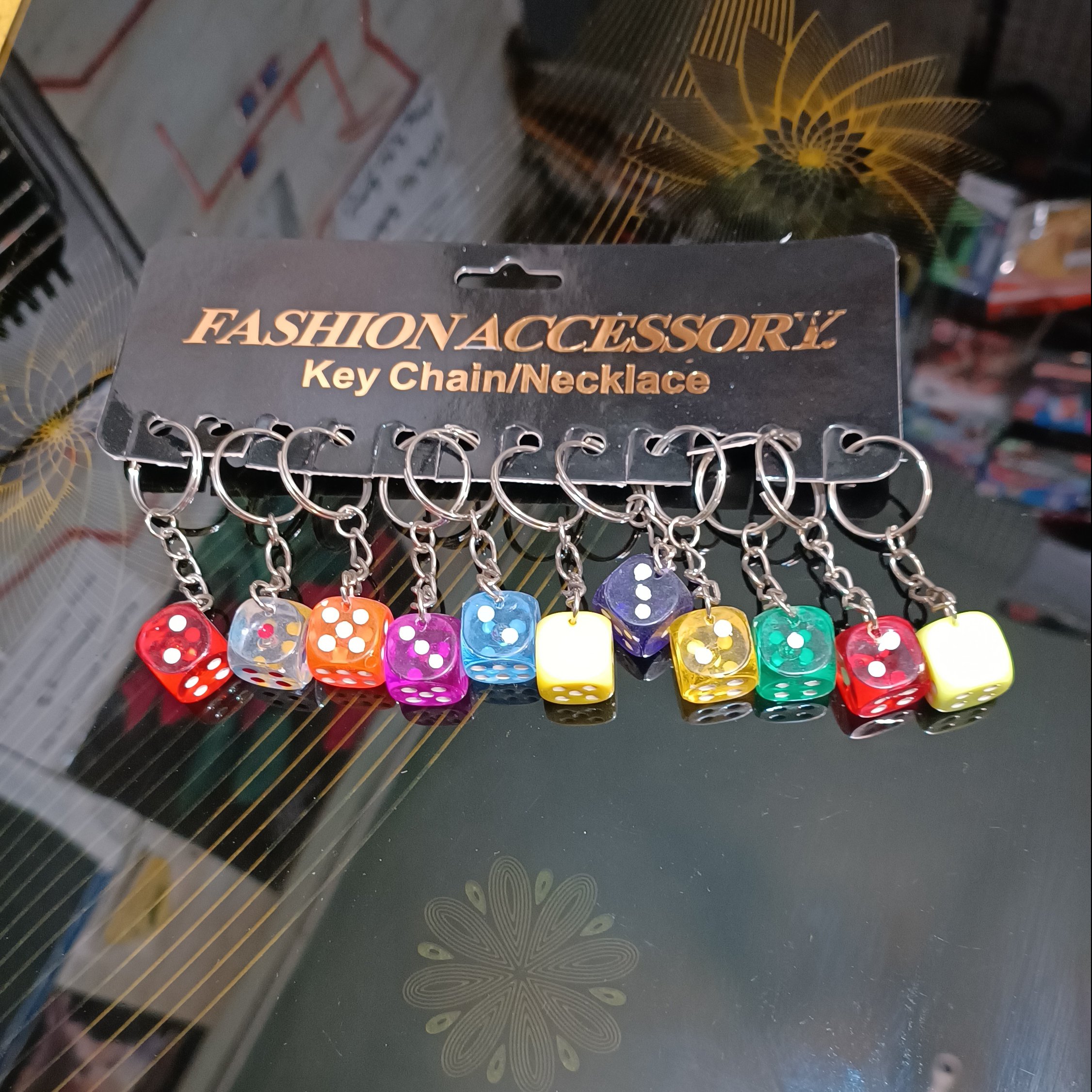 جا کلیدی و آویز  تاس  