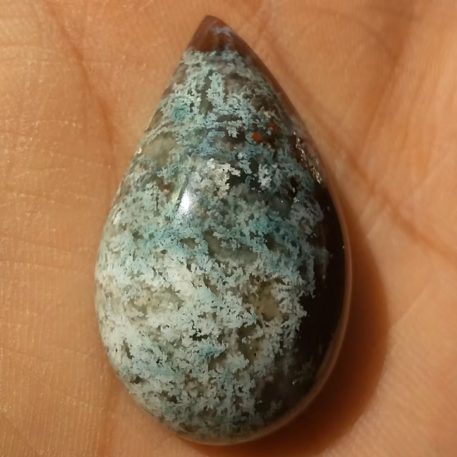 نگین شجر شکوفه سبز زمینه خرمایی تراش فانتزی دامله بی نهایت زیبا 100درصد طبیعی