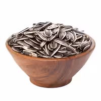 تخمه آفتابگردان دور سفید نمکی( 5 کیلویی) آقای آجیل